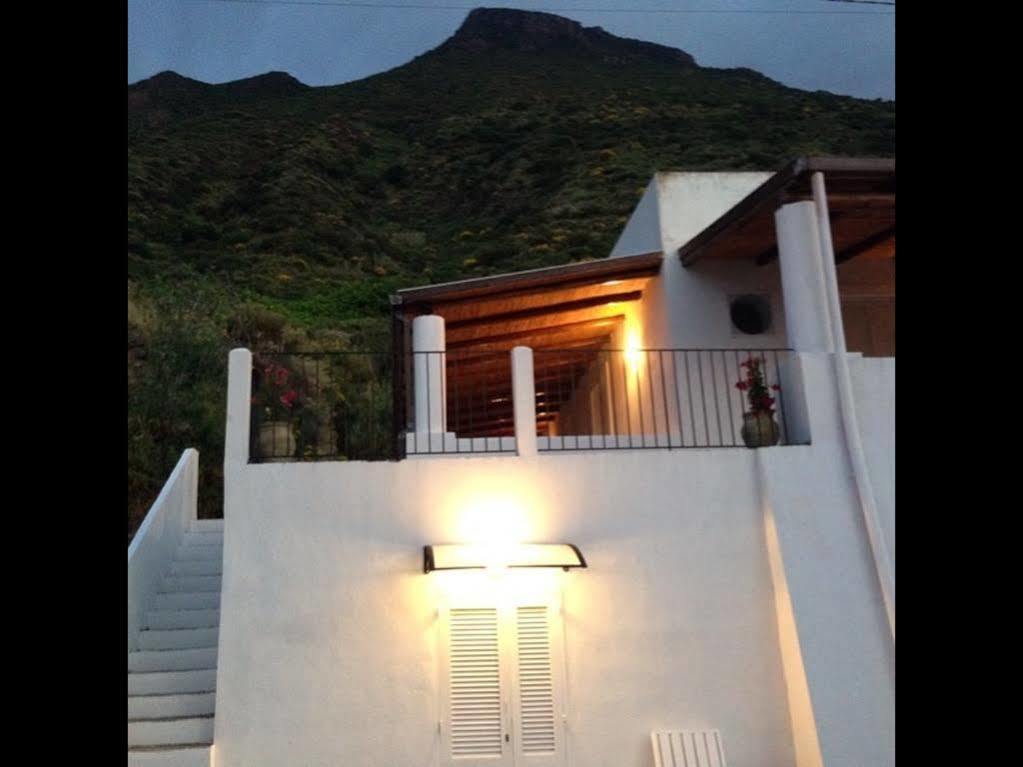 Salinarelais Rooms&Suite Malfa  Exterior foto