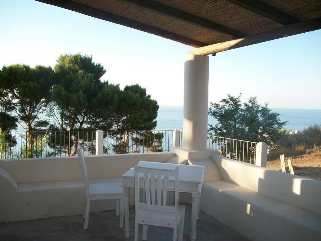 Salinarelais Rooms&Suite Malfa  Exterior foto